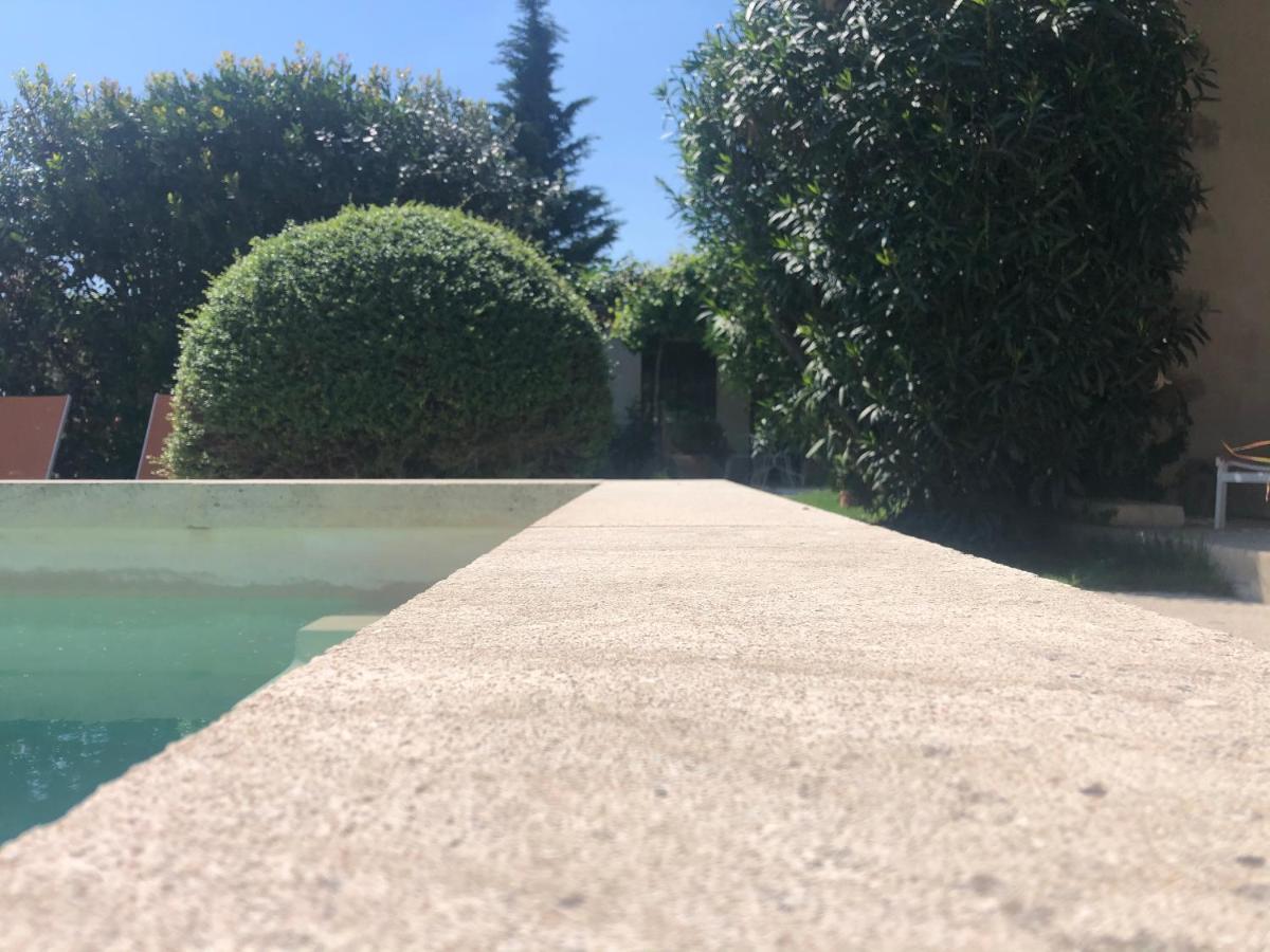 B&B - Le Vieux Figuier Vacqueyras Bagian luar foto