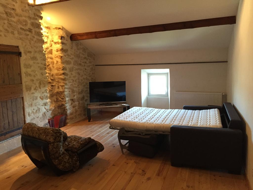 B&B - Le Vieux Figuier Vacqueyras Bagian luar foto
